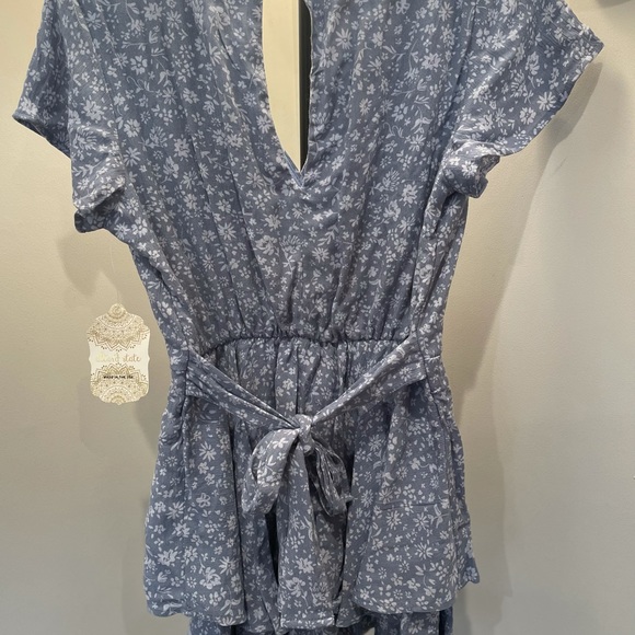 Altar’d State Floral Romper - Picture 3 of 5